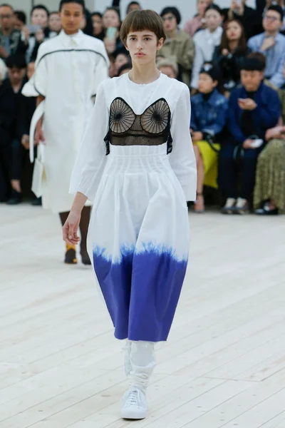 Look 38